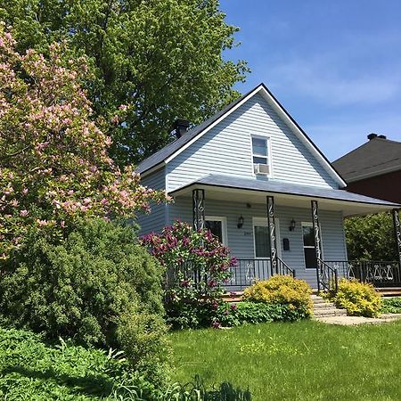 Le Milka I Villa Longueuil Eksteriør billede